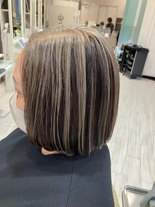ショート カラー 永倉 はるかのヘアスタイル