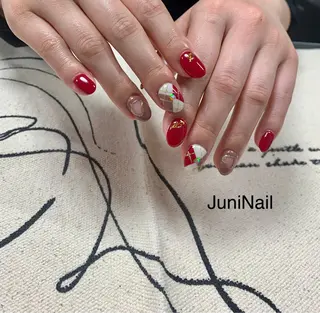 ネイル JuniNail 주니네일🇰🇷suのネイルデザイン