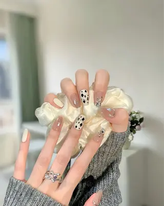 ネイル Theone栄店 赤松のネイルデザイン