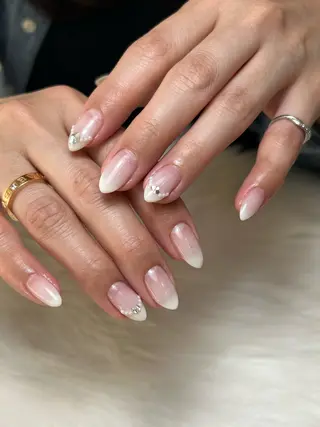 ネイル poli nailsのネイルデザイン