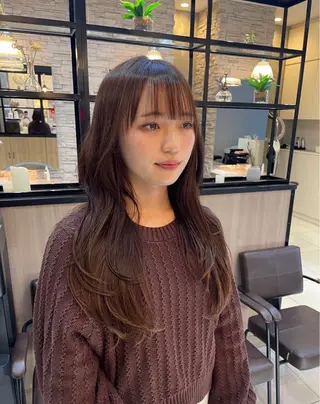 ロング カラー mao♡ベージュ/ 顔周りカットのヘアスタイル