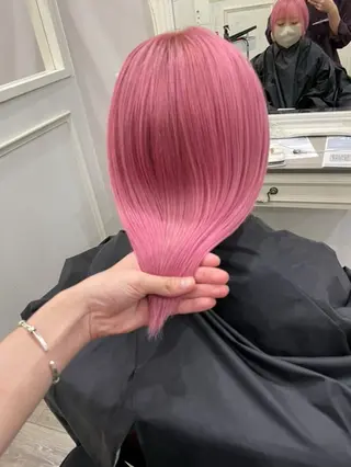 ミディアム カラー ブリーチ/髪質改善/ ハイトーン/暖色のヘアスタイル