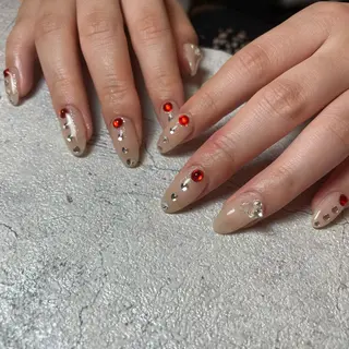 ネイル Ami 🦥のネイルデザイン