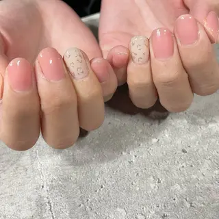 ネイル 東 千夏のネイルデザイン