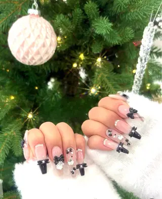 ネイル Lyna 池袋のネイルデザイン