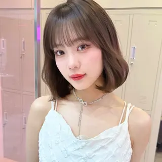 ミディアム カラー 上品うるツヤ韓国ヘア 🤍Hana/川崎のヘアスタイル