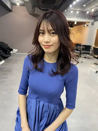 セミロング 倉辻 香奈子のヘアスタイル
