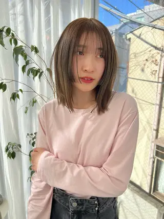 ミディアム カラー XENA表参道 MIKUのヘアスタイル