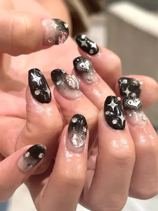 ネイル ꪆৎ平行アーチ ྀི ワカナの眉毛・アイブロウイメージ