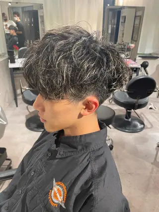 ショート カラー ili心斎橋所属・🩵ハイトーン/ レイヤーYUZU🩵のヘアスタイル