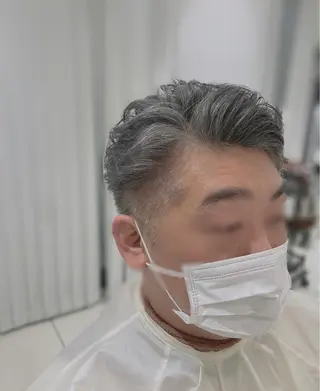 パーマ メンズ センターパート 川島爽楽のヘアスタイル