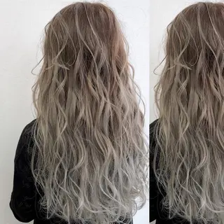 セミロング カラー JuNブリーチに 縮毛矯正するプロのヘアスタイル