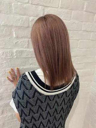 ロング 🍀透明感抜群🍀/ ハイトーンカラーのヘアスタイル