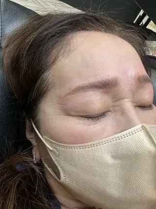 アイブロウ BROWS/ NAILSの眉毛・アイブロウイメージ