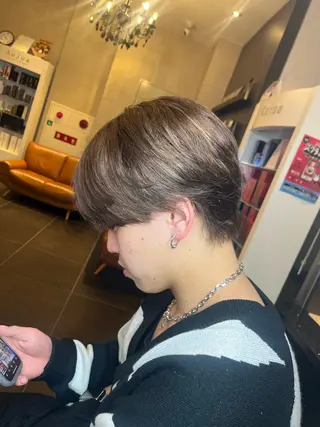 カラー 透明感カラー✨🩵 韓国ヘアkanatoのヘアスタイル