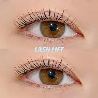 パーマ 𝗲𝗶𝗴𝗵𝘁 𝗛𝗢𝗡𝗗𝗔のマツエク・マツパデザイン