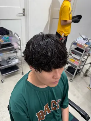 パーマ メンズ 深谷 侑亮のヘアスタイル