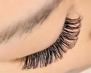 マツエク・マツパ アイデザイナー Key（ケイ）の眉毛・アイブロウイメージ