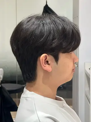 メンズ me by ,,梅田茶屋町所属・メンズ韓国ヘア/ 梅田/優月のヘアスタイル