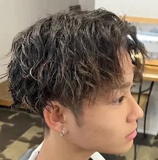 パーマ メンズ 市道 翼のヘアスタイル