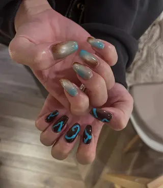 ネイル AT.1011(アトリエテンイレブン)所属・AT.1011 (ハルカ)のネイルデザイン