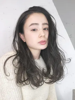 セミロング カラー パーマ ヘアアレンジ ITbyALBUM 中野店のヘアスタイル