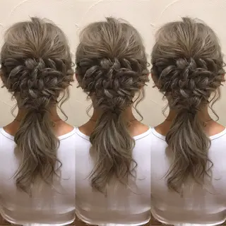 ヘアアレンジ 透明感カラー・ 髪質改善🩵イケダのヘアスタイル