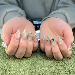 ネイル MHR nailのネイルデザイン