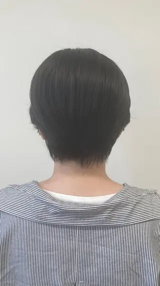 ショート カラー アフェクション大曽根所属・横田 冴のヘアスタイル