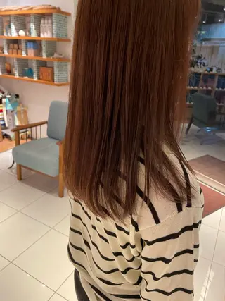 カラー MOEKA🌺レディ ースカットモデルのヘアスタイル