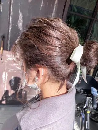 ミディアム カラー 川越 輝梨奈のヘアスタイル