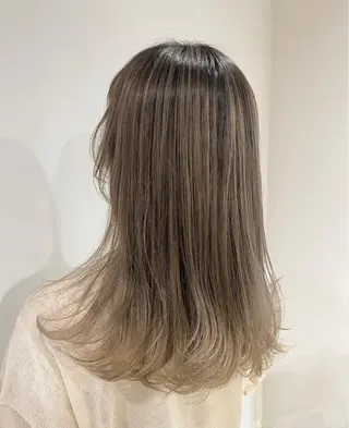 ミディアム カラー scene.池袋所属・scene. haraのヘアスタイル