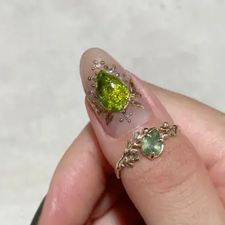 ネイル atelier　FIORITURA所属・FIORITURA aiのネイルデザイン