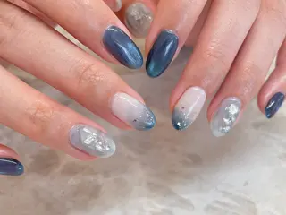 ネイル essence所属・pétit maakoのネイルデザイン