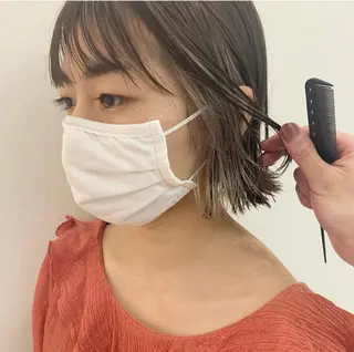 ショート カラー iLi所属・iLi 《イリ》のヘアスタイル