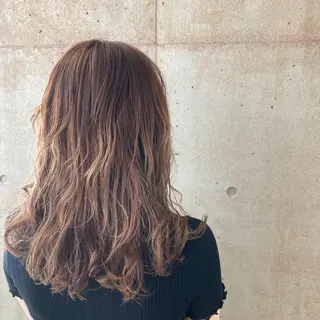 セミロング カラー 一ノ瀬 蘭のヘアスタイル