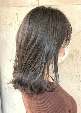 ミディアム hoNua. 栄/透明感カラーのヘアスタイル