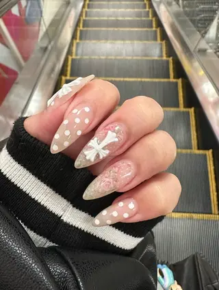 ネイル Reve府中町ネイル &カラー診断のネイルデザイン