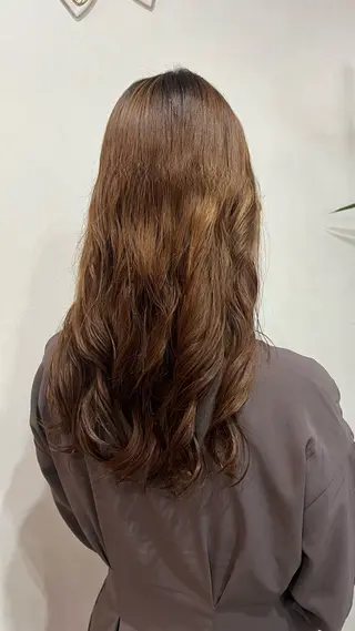 ロング パーマ 佐々木 愛実のヘアスタイル