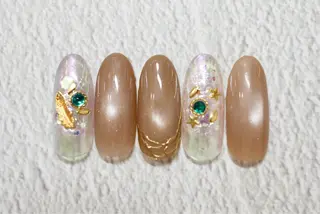 ネイル TOPAZ恵比寿所属・Tsuno Nagisaのネイルデザイン