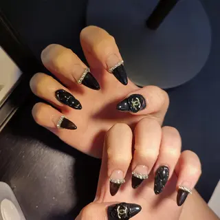 ネイル RUNWAY 　　の眉毛・アイブロウイメージ