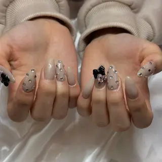 ネイル YURIN 𓈒ㅤׂ 𝜗𝜚のネイルデザイン