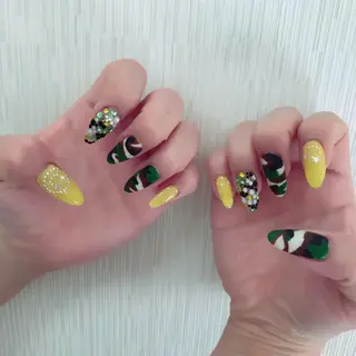 ネイル トップネイリスト Ribbon立川店のネイルデザイン