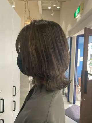 ミディアム 村山 豪歩のヘアスタイル