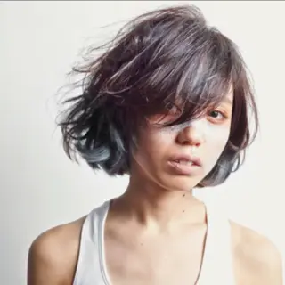 ショート ミディアム カラー ケア剤オタク×海外 ヘア長谷川裕起のヘアスタイル