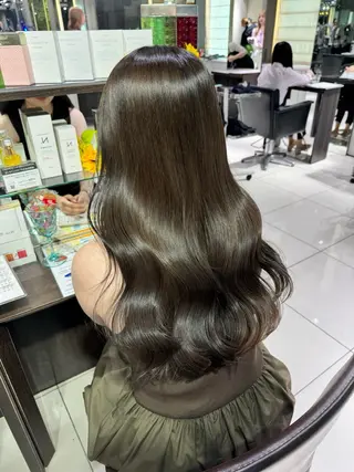 ロング kana･:* /暖色カラーのヘアスタイル