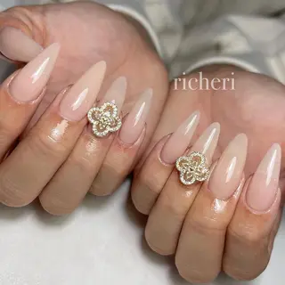 ミディアム ネイル richeri beautyのネイルデザイン