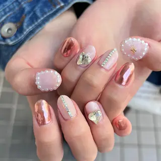 ネイル 河野 弥月のネイルデザイン