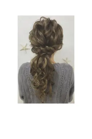 セミロング ヘアアレンジ kamata melanieのヘアスタイル