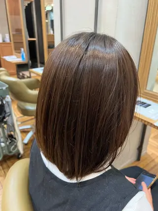 ショート カラー 海老沼 佳緒のヘアスタイル